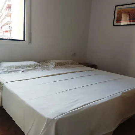 A Pie De La Playa * يوريت دي مار