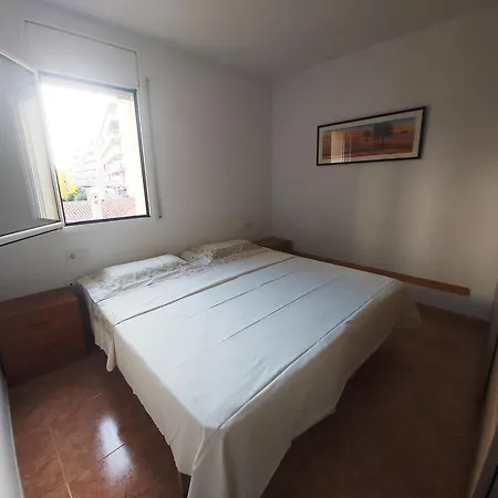 A Pie De La Playa Apartment *